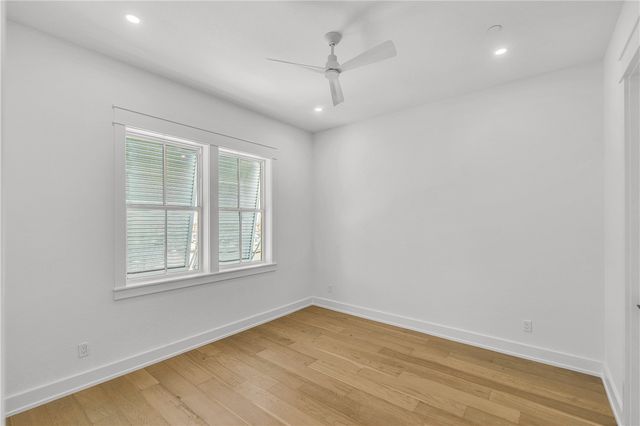 136 W Cotter Ave 13, Port Aransas, TX 78373