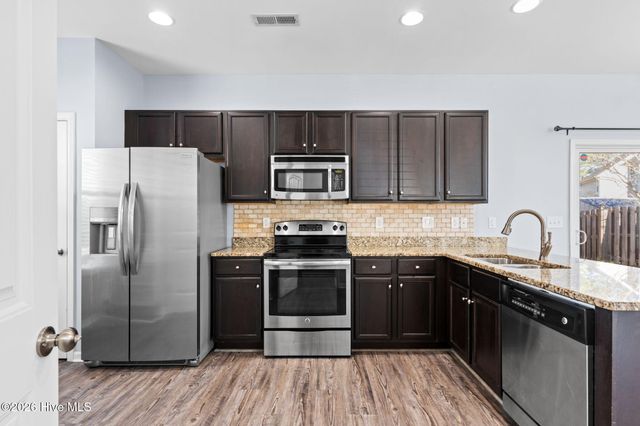 5004 W Chandler Heights Drive, Leland, NC 28451