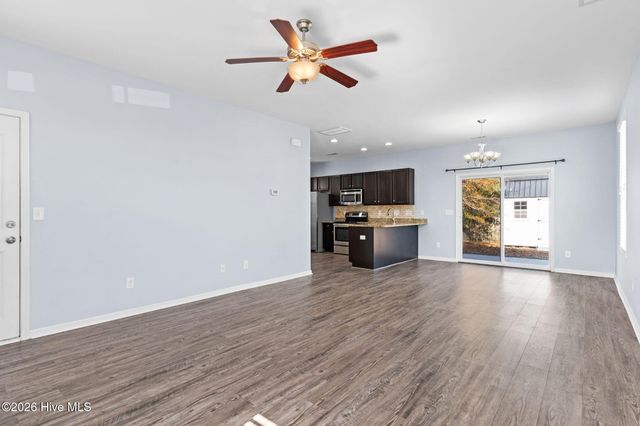 5004 W Chandler Heights Drive, Leland, NC 28451