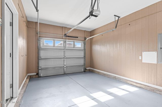 5004 W Chandler Heights Drive, Leland, NC 28451