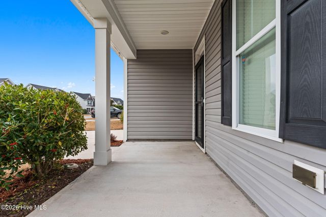 5004 W Chandler Heights Drive, Leland, NC 28451