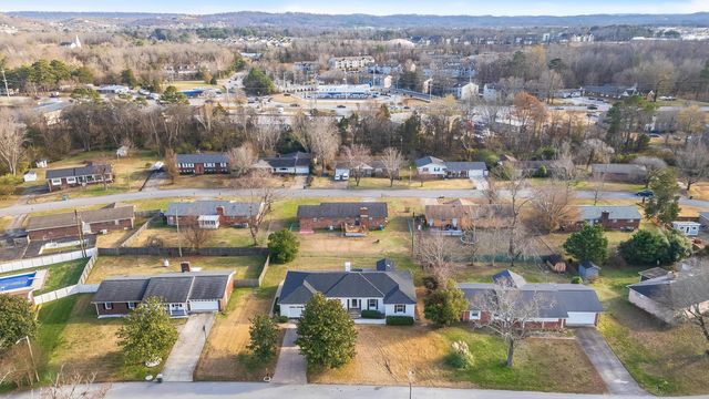 7316 Midfield Drive, Chattanooga, TN 37421
