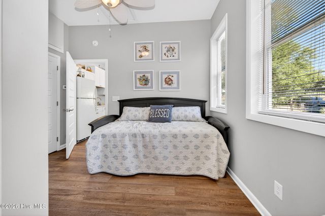 118 NE 19th Street, Oak Island, NC 28465