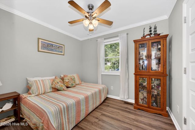 118 NE 19th Street, Oak Island, NC 28465