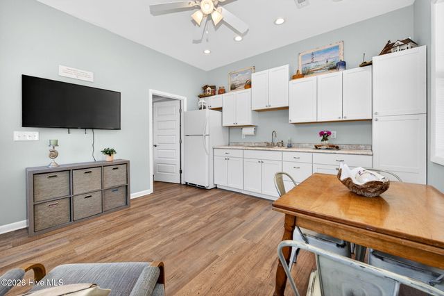 118 NE 19th Street, Oak Island, NC 28465