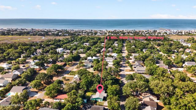 118 NE 19th Street, Oak Island, NC 28465