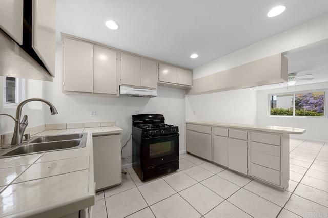 329 W 14th Street, National City, CA 91950