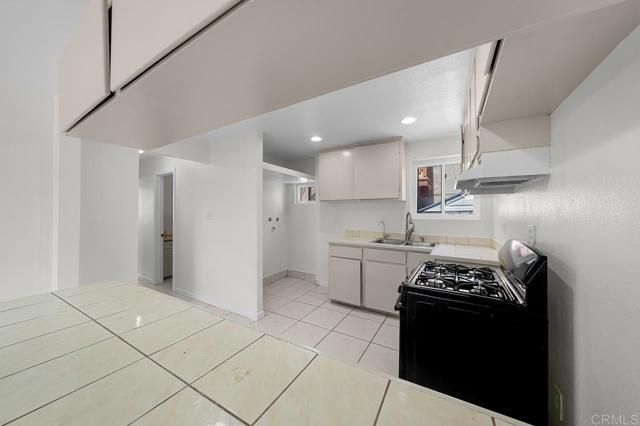 329 W 14th Street, National City, CA 91950
