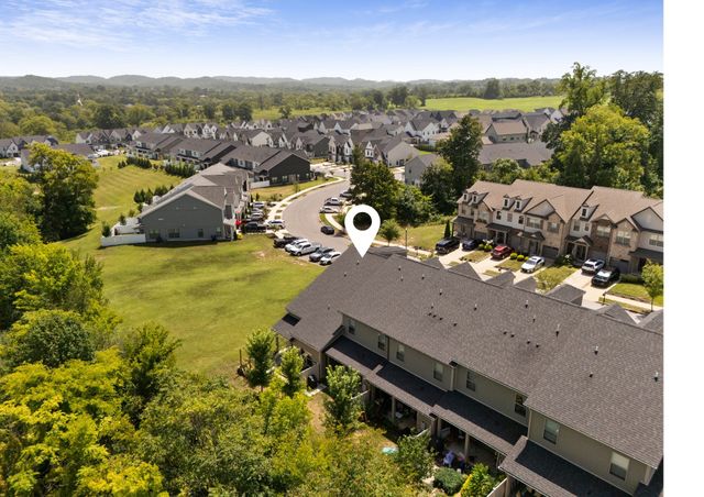 3161 Sassafras Ln, Thompsons Station, TN 37179
