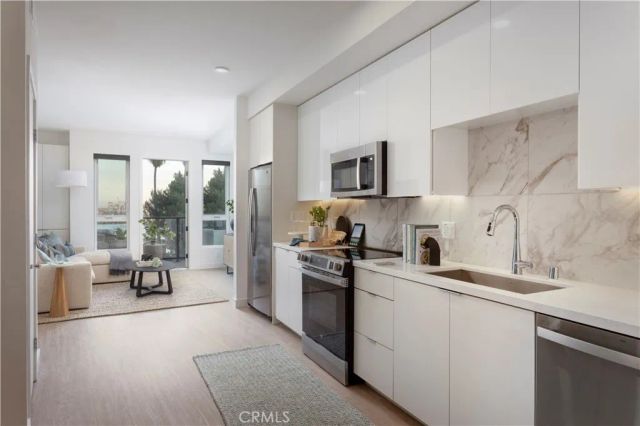 511 S Harbor 822, San Pedro, CA 90731