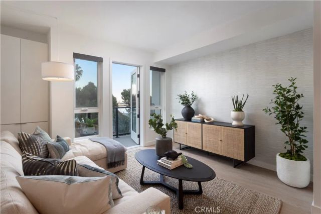 511 S Harbor 822, San Pedro, CA 90731