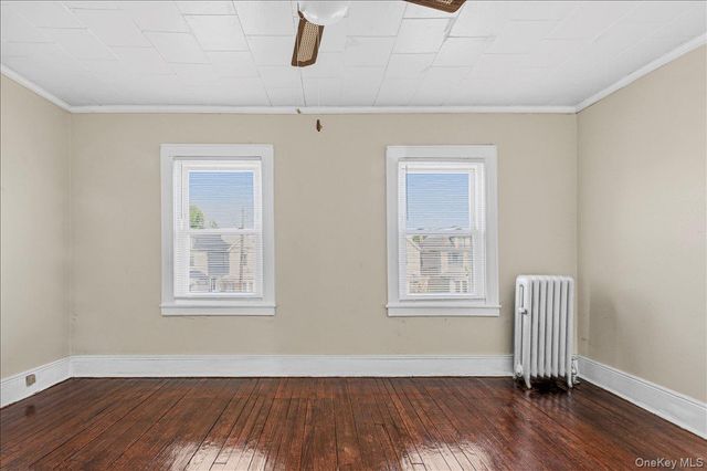 90-30 202th Street, Hollis, NY 11423