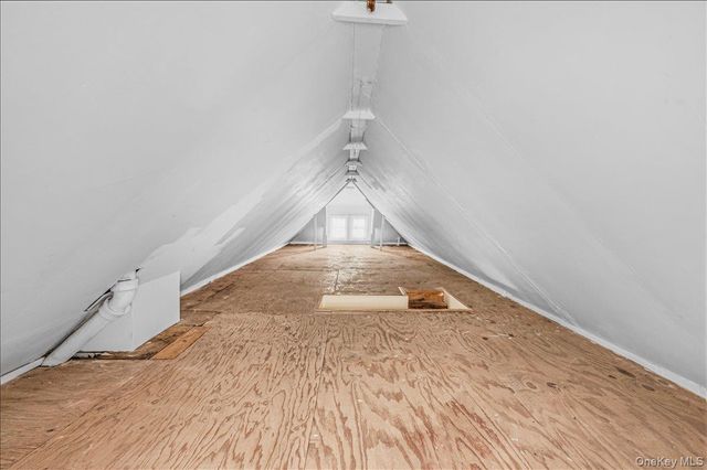 90-30 202th Street, Hollis, NY 11423