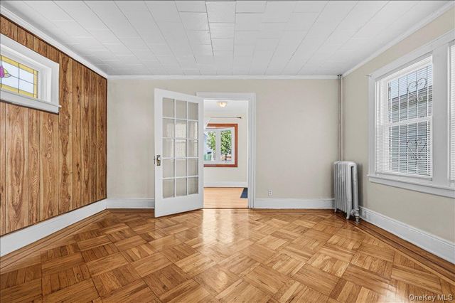 90-30 202th Street, Hollis, NY 11423