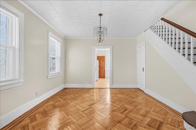 90-30 202th Street, Hollis, NY 11423