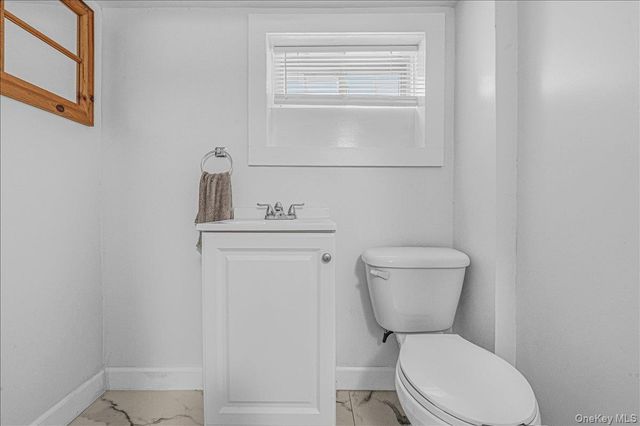 90-30 202th Street, Hollis, NY 11423