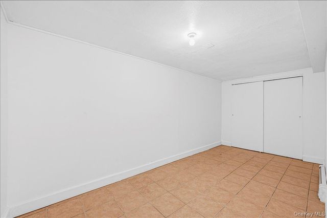 90-30 202th Street, Hollis, NY 11423