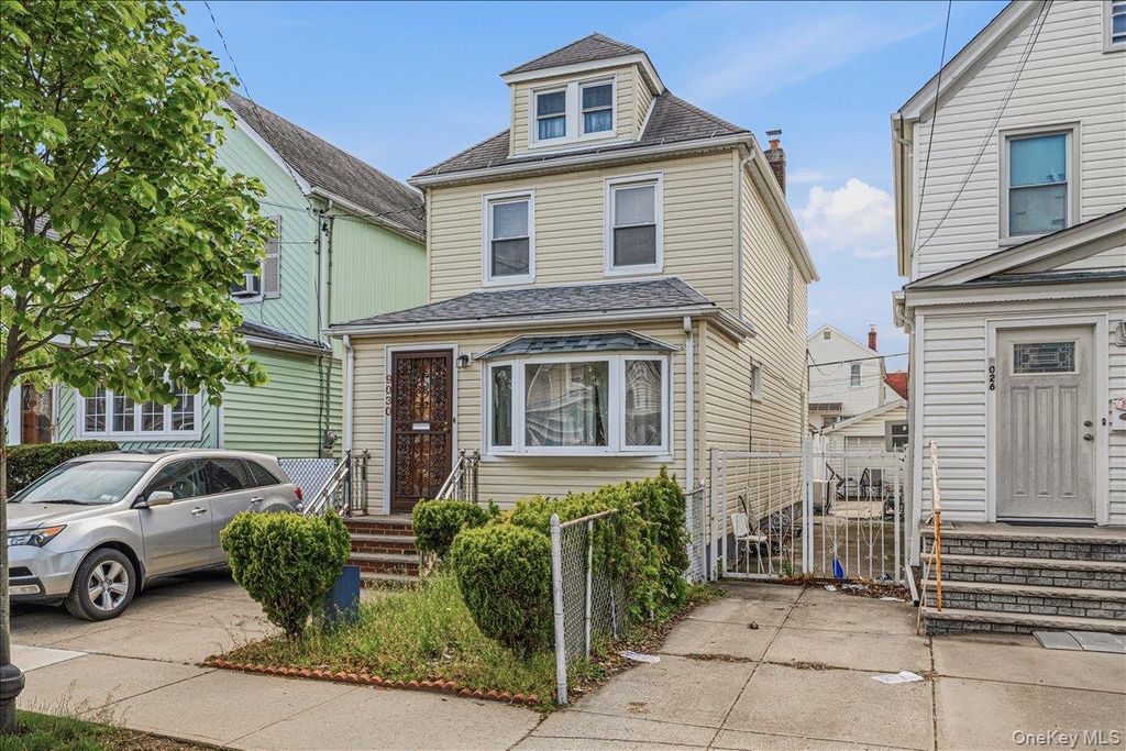 90-30 202 Street, Hollis, NY 11423