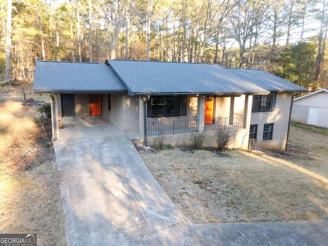 4011 Lake Carlton Road S, Loganville, GA 30052