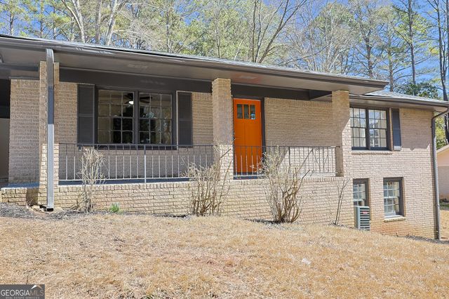 4011 Lake Carlton Road S, Loganville, GA 30052