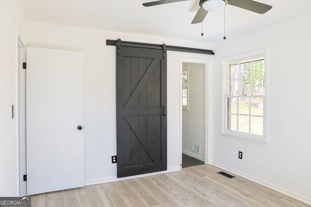 4011 Lake Carlton Road S, Loganville, GA 30052