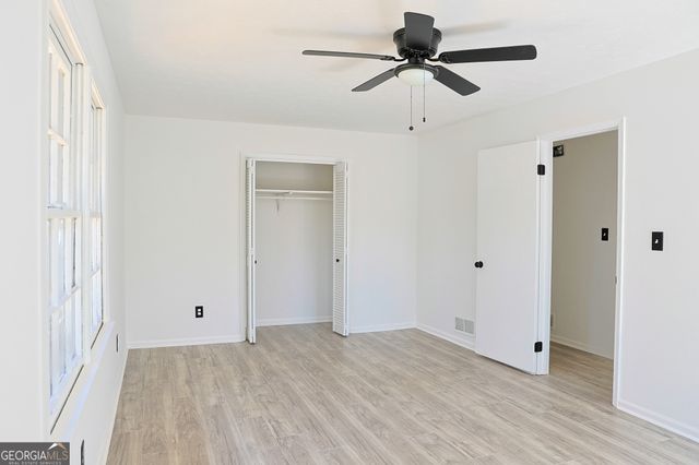4011 Lake Carlton Road S, Loganville, GA 30052