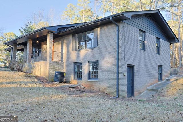 4011 Lake Carlton Road S, Loganville, GA 30052