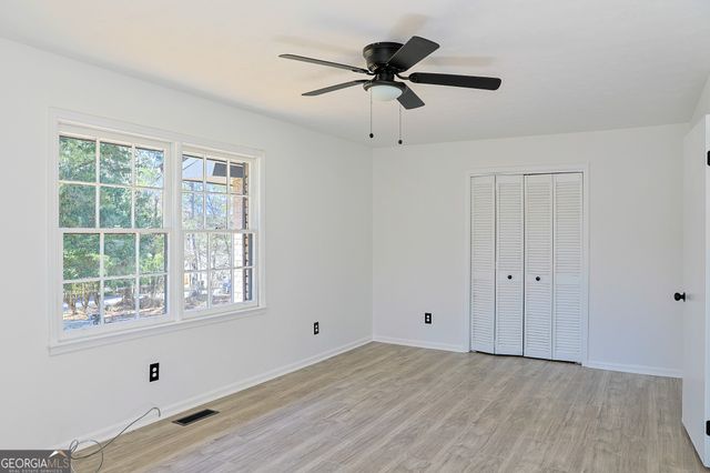 4011 Lake Carlton Road S, Loganville, GA 30052
