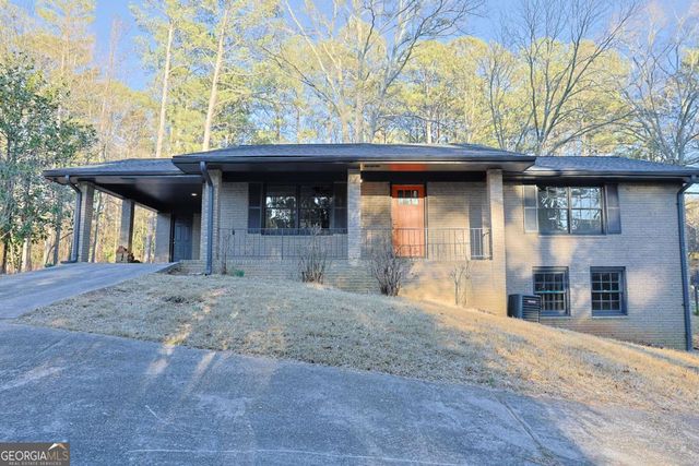 4011 Lake Carlton Road S, Loganville, GA 30052