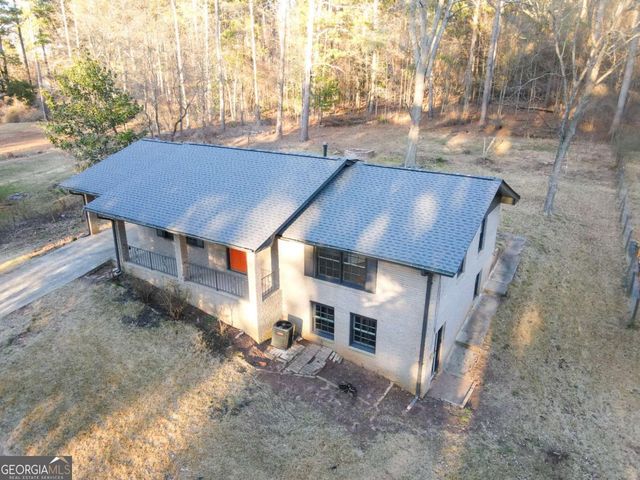 4011 Lake Carlton Road S, Loganville, GA 30052