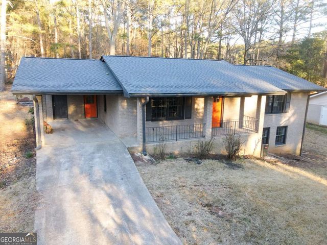 4011 Lake Carlton Road S, Loganville, GA 30052