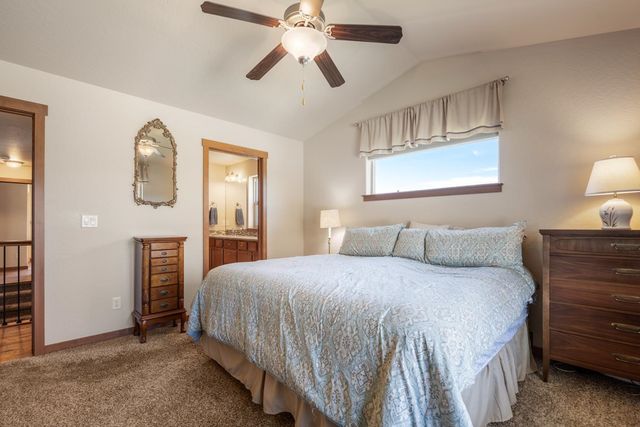 11525 Rivercrest Dr, Spokane Valley, WA 99206