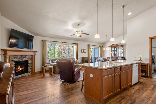 11525 Rivercrest Dr, Spokane Valley, WA 99206