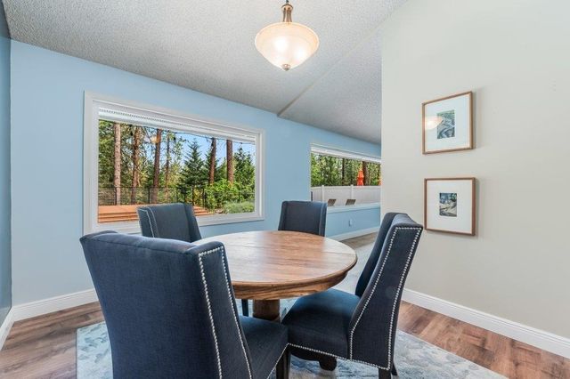 924 W Bellwood Dr, Spokane, WA 99218