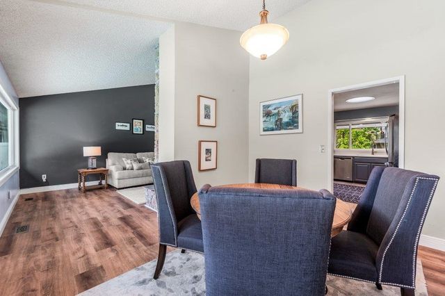 924 W Bellwood Dr, Spokane, WA 99218