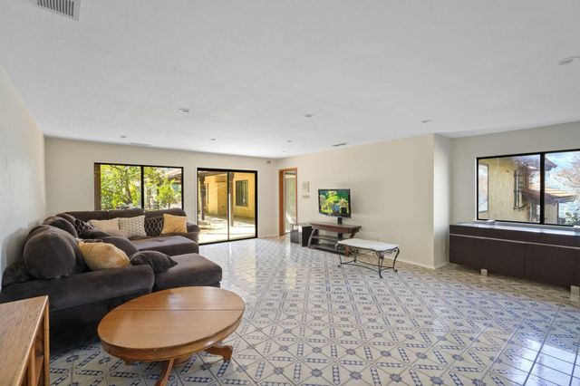 41591 Mynatt Drive, Three Rivers, CA 93271