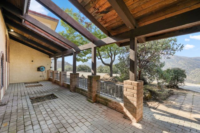 41591 Mynatt Drive, Three Rivers, CA 93271