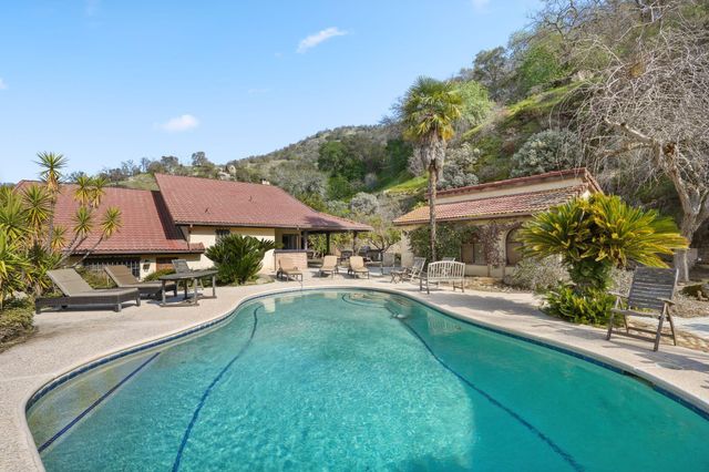 41591 Mynatt Drive, Three Rivers, CA 93271