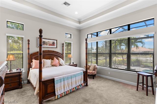 9012 Sorreno CT, Naples, FL 34119