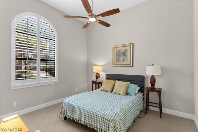 9012 Sorreno CT, Naples, FL 34119