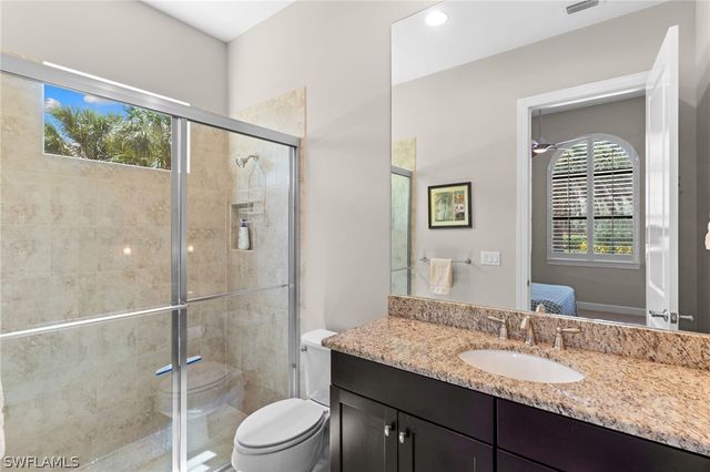 9012 Sorreno CT, Naples, FL 34119