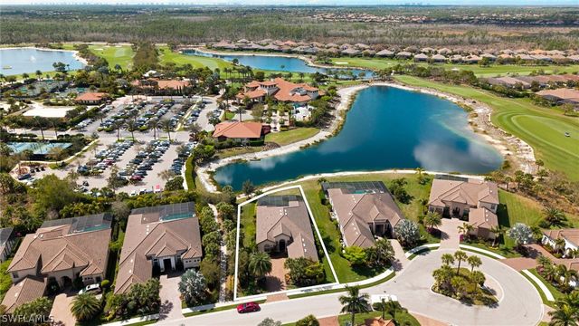 9012 Sorreno CT, Naples, FL 34119