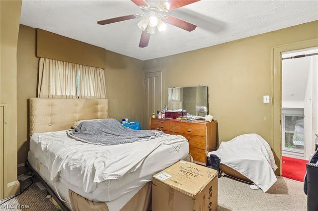 3590 Woodridge Road, Cleveland Heights, OH 44121