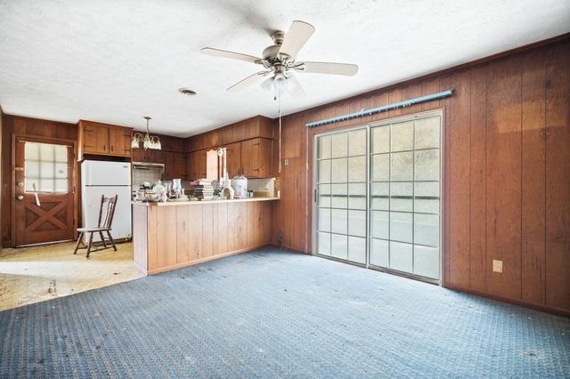 1474 Cow Creek Rd, Stanton, KY 40380