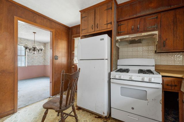 1474 Cow Creek Rd, Stanton, KY 40380