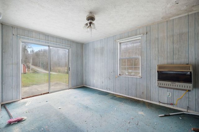 1474 Cow Creek Rd, Stanton, KY 40380