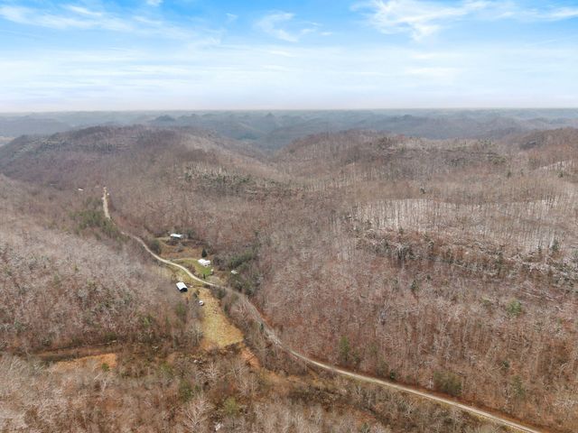 1474 Cow Creek Rd, Stanton, KY 40380