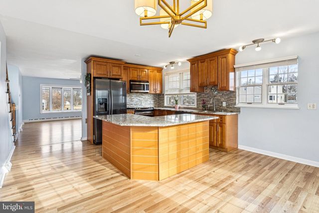 2614 OLD WELSH RD, Willow Grove, PA 19090