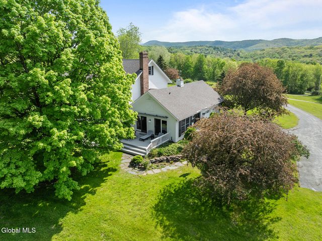 47 Mountain View Way, Salem, NY 12865