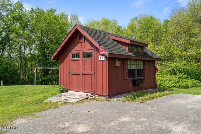 47 Mountain View Way, Salem, NY 12865